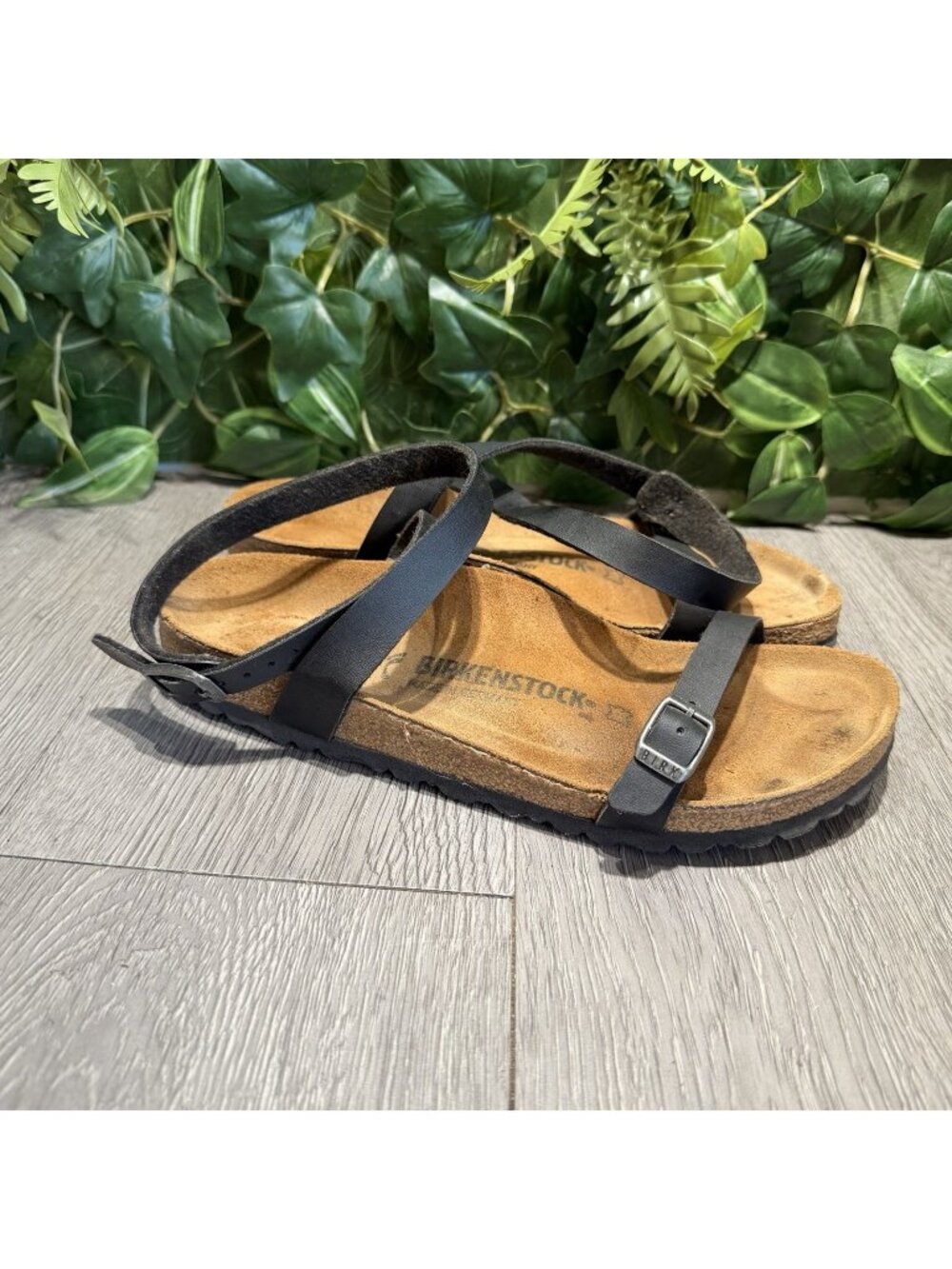 Birkenstock Women's Black Leather Strappy Sandals Adjustable Buckle US 7 EU 38